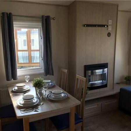 8 Berth Caravan At Parkdean Camber Sands Εξωτερικό φωτογραφία