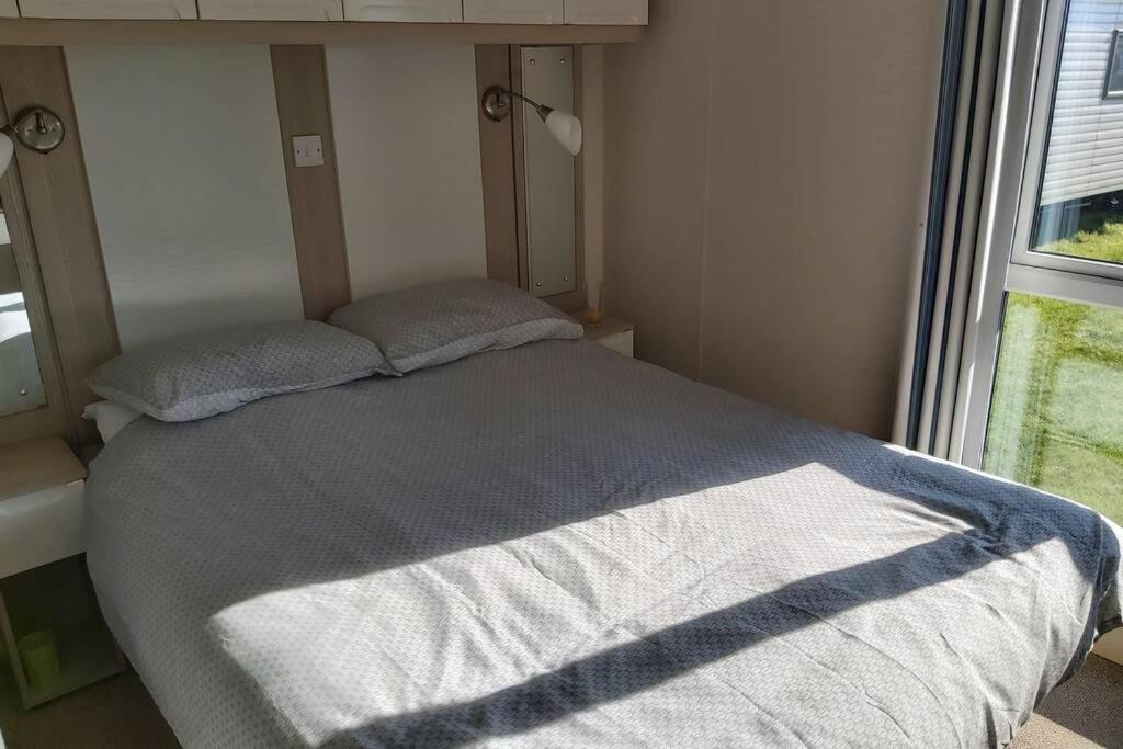 8 Berth Caravan At Parkdean Camber Sands Εξωτερικό φωτογραφία